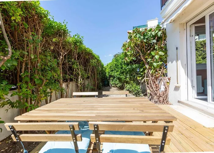 Secret Garden Ideal For Congres And Holidays Live In Le Florence